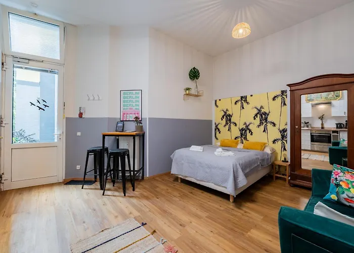 Central, Calm - High-Speed Wifi - Close To Park