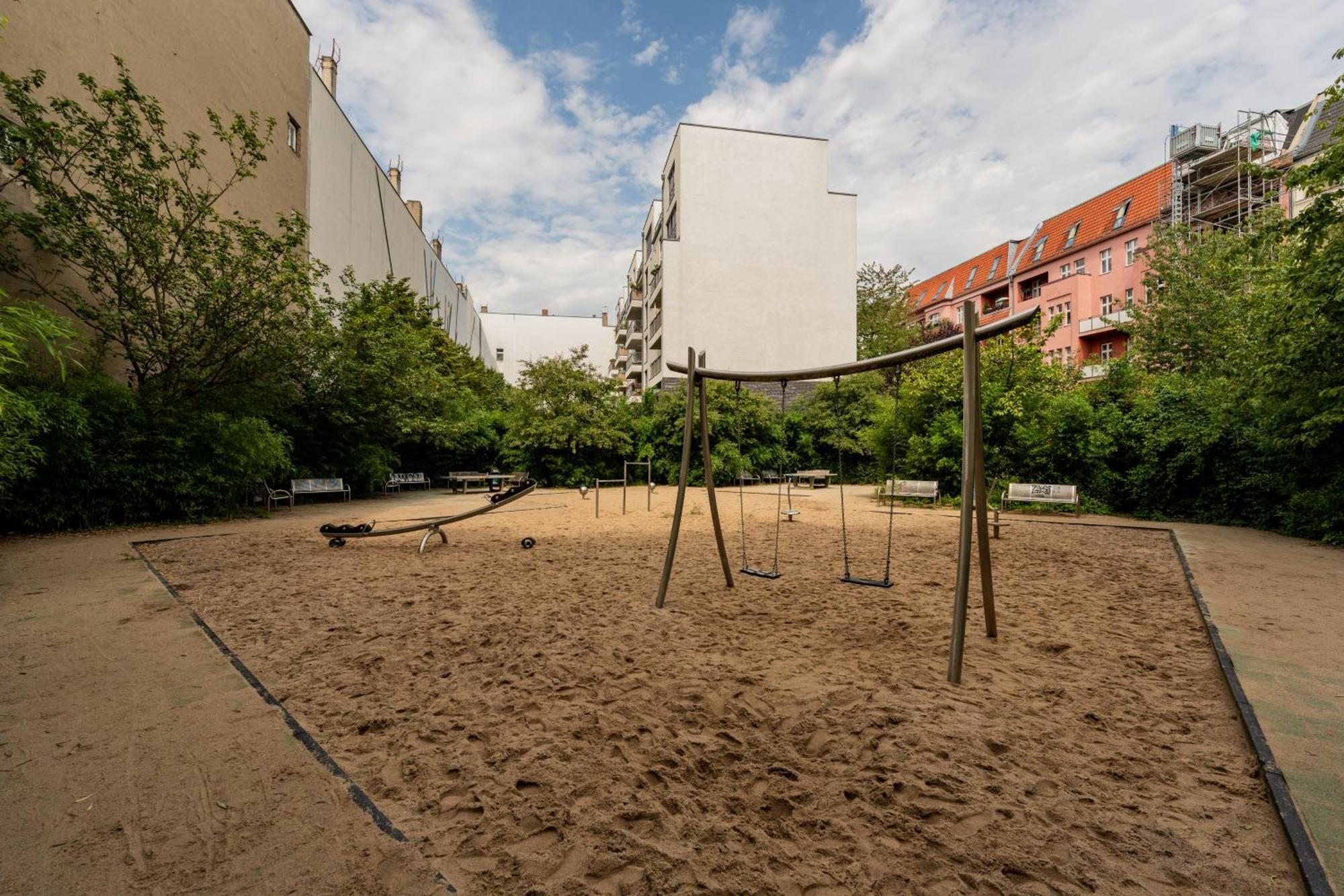 Apartment Central, Calm - High-speed Wifi - Close To Park Berlin